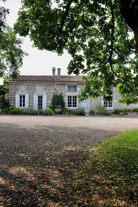 La Saintonge Apartment Saint-Sulpice-d'Arnoult